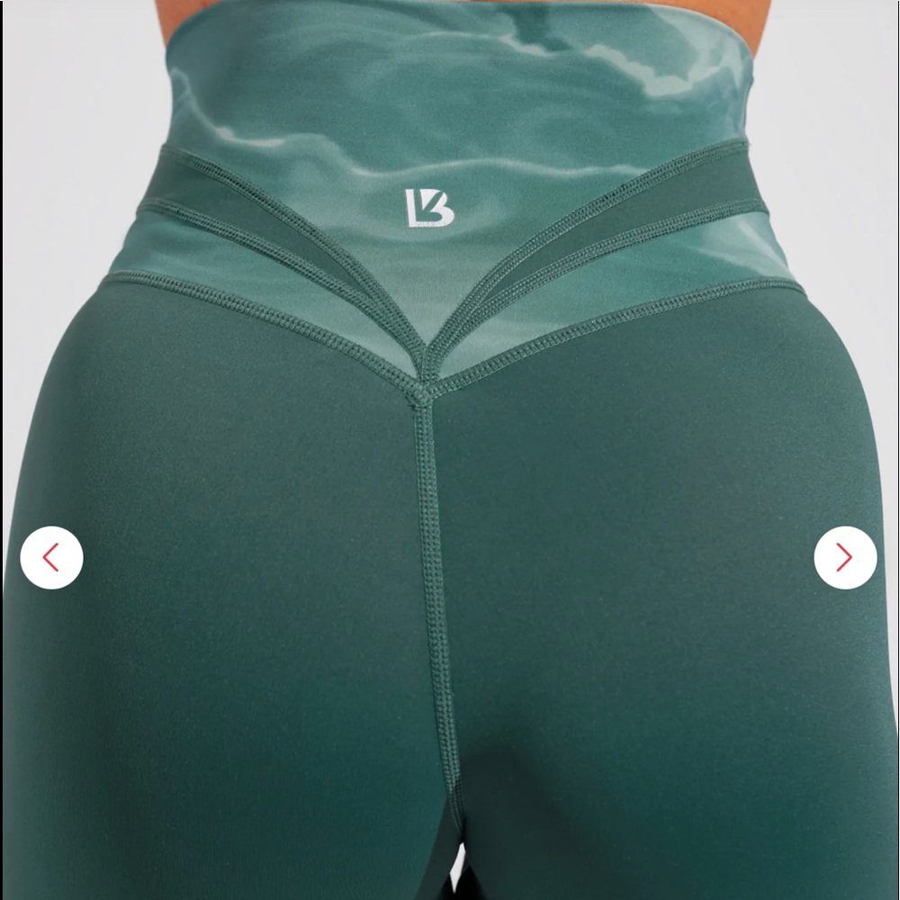 *** Buffbunny Meta Avo Green leggings - NWT size xs***